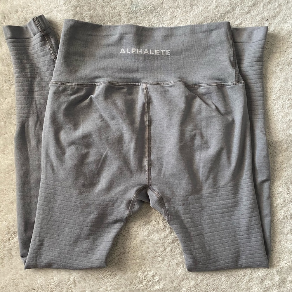 Alphalete OG revival leggings